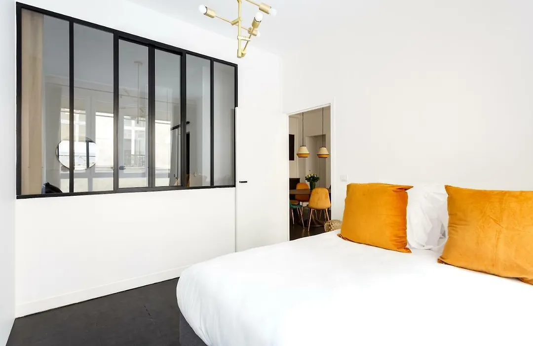 Habitat Parisien - Ponthieu Champs Elysées-1